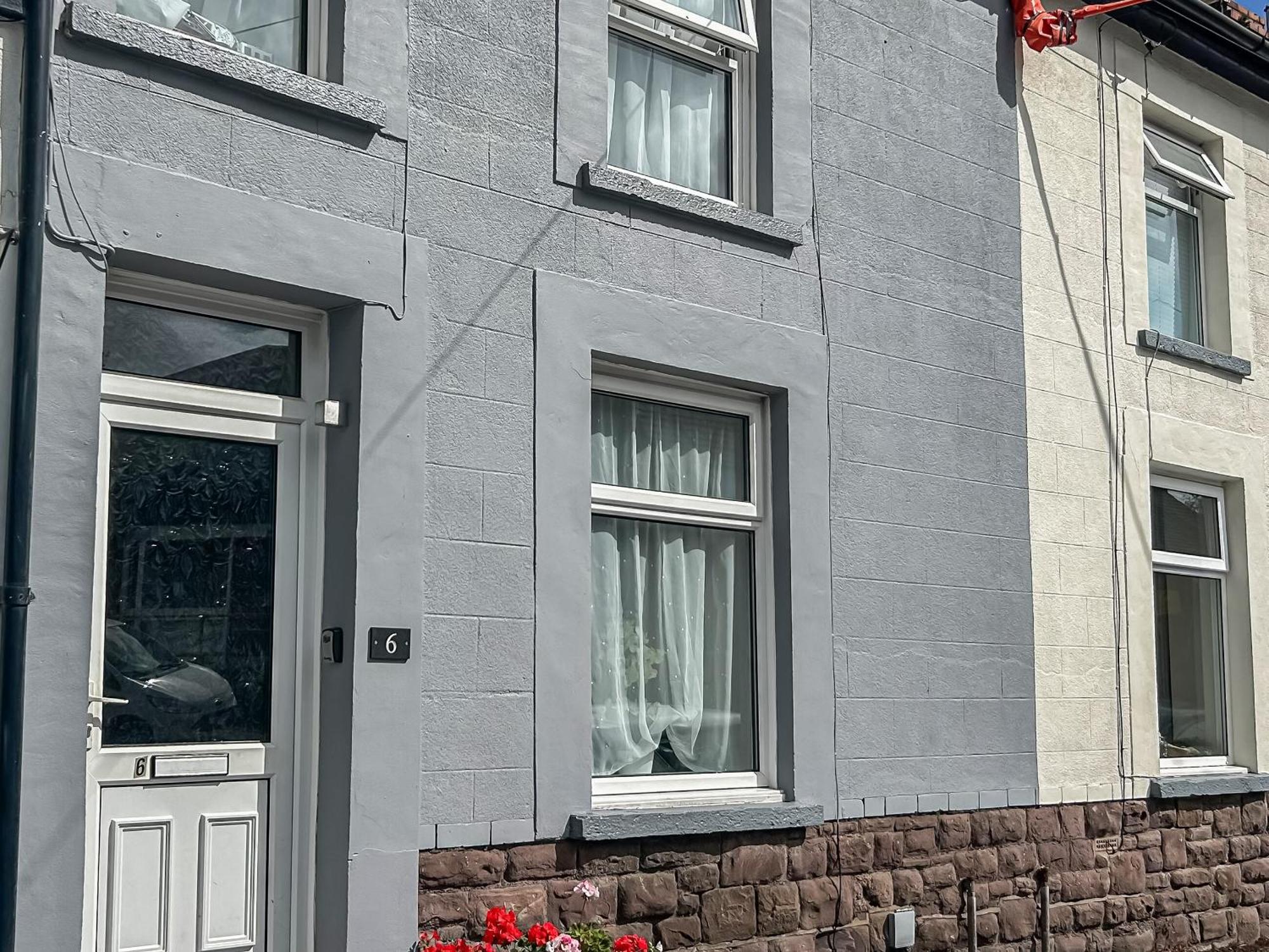 Rhonas Cottage アバーガベニー エクステリア 写真